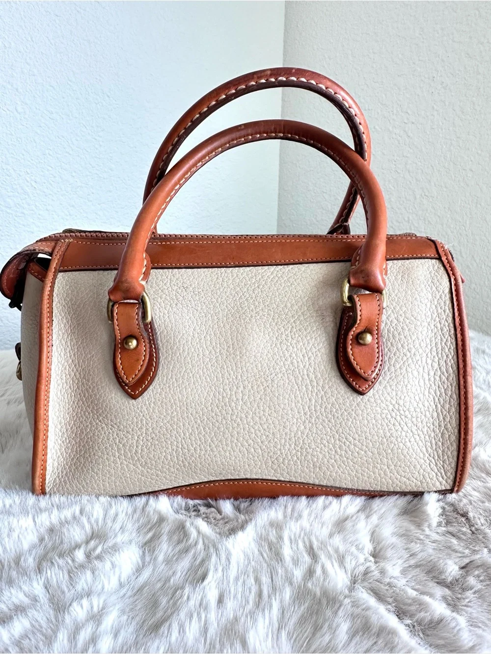 Dooney & Bourke Vintage Satchel Shoulder Bag ‘90s Tan Pebble Leather